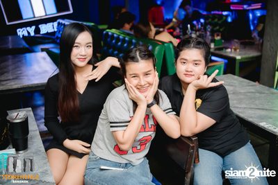 Ja Nongpanee concert at Stonehenge Bangkok — photo 32
