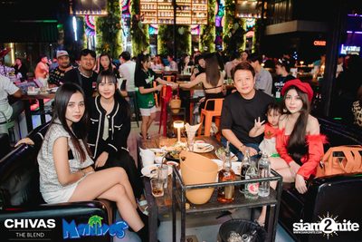Ja Nongpanee concert at Maldives Bar Mengjai — photo 36