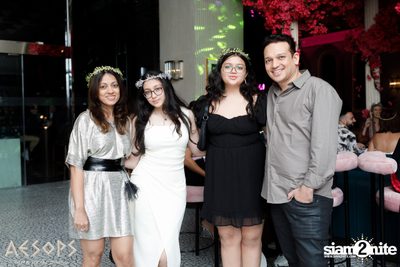 ภาพบรรยากาศงาน Merry OPA Christmas ที่ Aesops Bangkok — photo 93