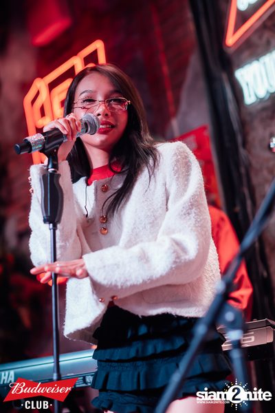 Budweiser Club presents Live Concert of Bowkylion at Tiger Ekamai — photo 124
