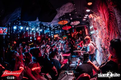 Budweiser Club presents Live Concert of Bowkylion at Tiger Ekamai — photo 159