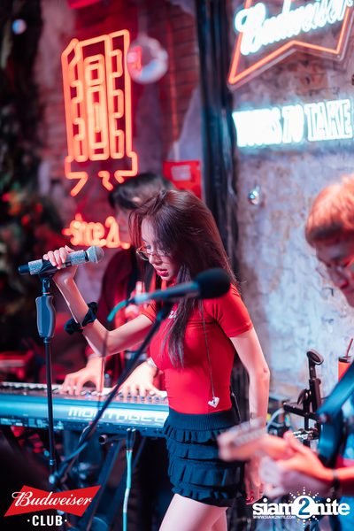 Budweiser Club presents Live Concert of Bowkylion at Tiger Ekamai — photo 168
