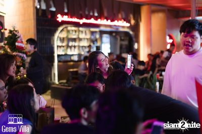 ภาพบรรยากาศคอนเสิร์ตวง Flure ที่ Gems Villa — photo 49