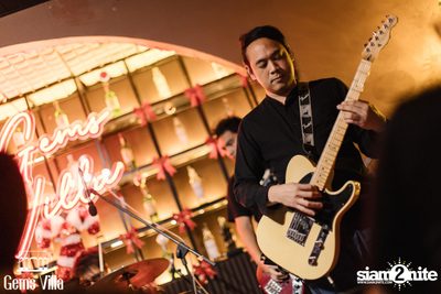 ภาพบรรยากาศคอนเสิร์ตวง Flure ที่ Gems Villa — photo 70