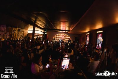 ภาพบรรยากาศคอนเสิร์ตวง Flure ที่ Gems Villa — photo 133