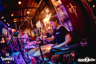 fellow fellow concert at Old Leng — photo 12