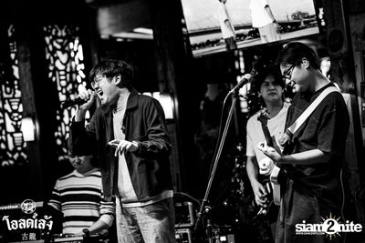 fellow fellow concert at Old Leng — photo 113