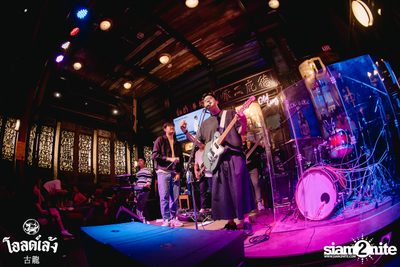 fellow fellow concert at Old Leng — photo 140
