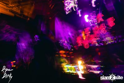 Jam ft. PLATONG TUNYANUN / PLOYCHOMPOO at Dope & Dirty — photo 4