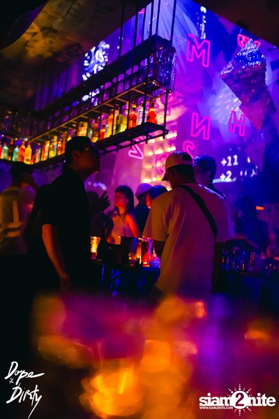 Jam ft. PLATONG TUNYANUN / PLOYCHOMPOO at Dope & Dirty — photo 11