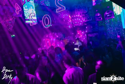 Jam ft. PLATONG TUNYANUN / PLOYCHOMPOO at Dope & Dirty — photo 62