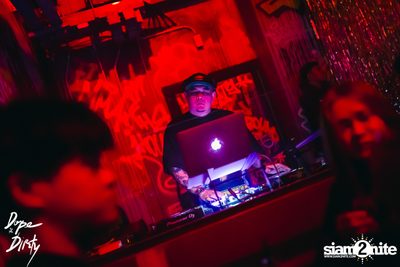 Jam ft. PLATONG TUNYANUN / PLOYCHOMPOO at Dope & Dirty — photo 66