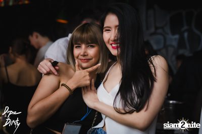 Jam ft. PLATONG TUNYANUN / PLOYCHOMPOO at Dope & Dirty — photo 69