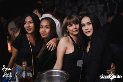 Jam ft. PLATONG TUNYANUN / PLOYCHOMPOO at Dope & Dirty — photo 70
