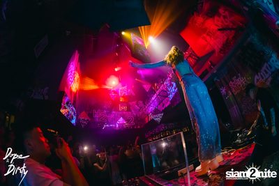 Jam ft. PLATONG TUNYANUN / PLOYCHOMPOO at Dope & Dirty — photo 99