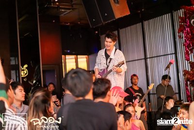 ภาพบรรยากาศงาน New Year's Eve และคอนเสิร์ตจาก Getsunova ที่ Chalong Thonglor  — photo 104