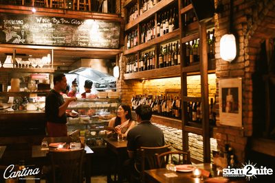 ภาพบรรยากาศงาน New Year's Eve ที่ Cantina Italian Kitchen — photo 8