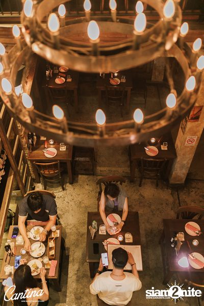 ภาพบรรยากาศงาน New Year's Eve ที่ Cantina Italian Kitchen — photo 10