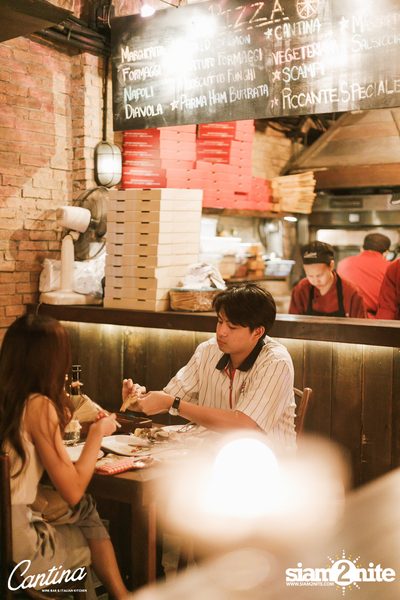 ภาพบรรยากาศงาน New Year's Eve ที่ Cantina Italian Kitchen — photo 13