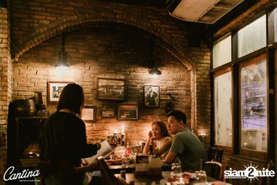 ภาพบรรยากาศงาน New Year's Eve ที่ Cantina Italian Kitchen — photo 44