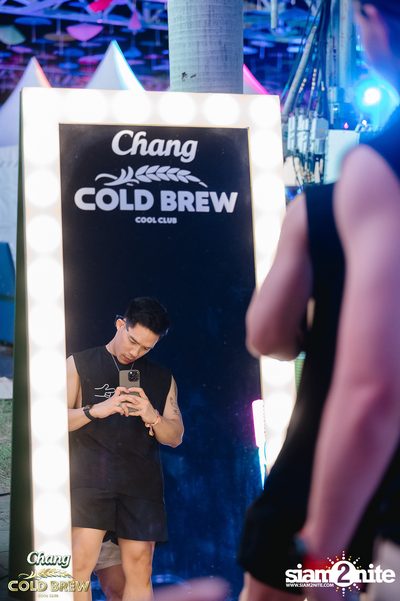 Chang Cold Brew presents NEON Countdown 2023 — photo 104