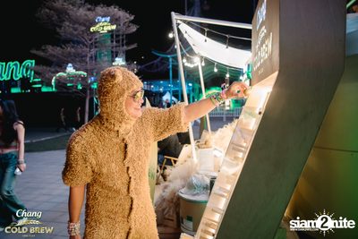 Chang Cold Brew presents NEON Countdown 2023 — photo 124