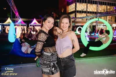 Chang Cold Brew presents NEON Countdown 2023 — photo 147