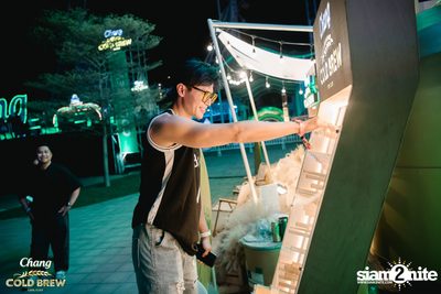 Chang Cold Brew presents NEON Countdown 2023 — photo 172