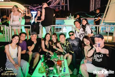 Chang Cold Brew presents NEON Countdown 2023 — photo 186