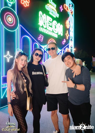 Chang Cold Brew presents NEON Countdown 2023 — photo 193