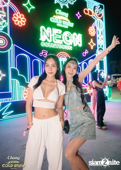 Chang Cold Brew presents NEON Countdown 2023 — photo 199