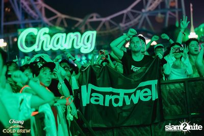Chang Cold Brew presents NEON Countdown 2023 — photo 212