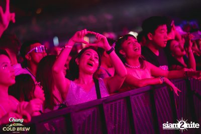 Chang Cold Brew presents NEON Countdown 2023 — photo 236
