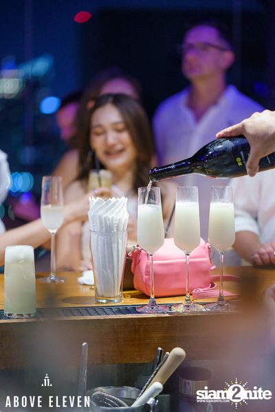 New Year's Eve White Party 2023 at Above Eleven — photo 31