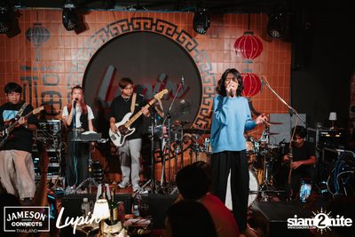 Sarah Salola concert at Lupin Pub and Restaurant — photo 25