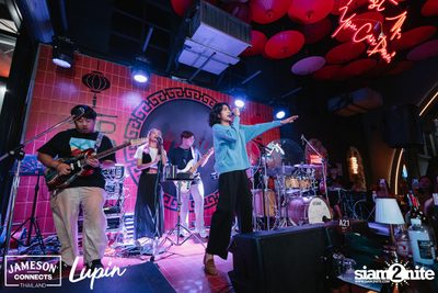 Sarah Salola concert at Lupin Pub and Restaurant — photo 30