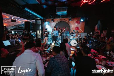 Sarah Salola concert at Lupin Pub and Restaurant — photo 31