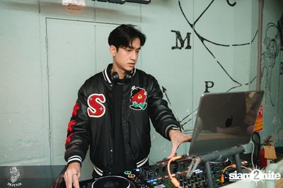 MEYOU concert at Dr. Fetch — photo 15