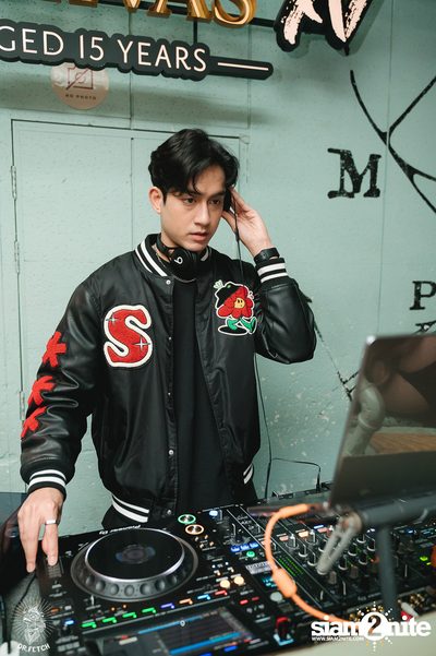 MEYOU concert at Dr. Fetch — photo 16