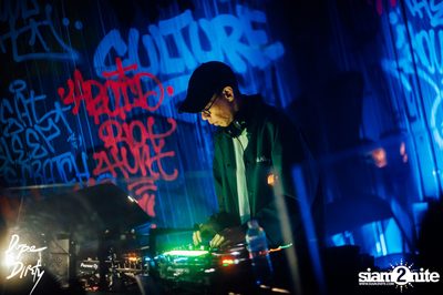 Jam ft. CHIN CHINAWUT / PAM ANSHISA at Dope & Dirty — photo 1