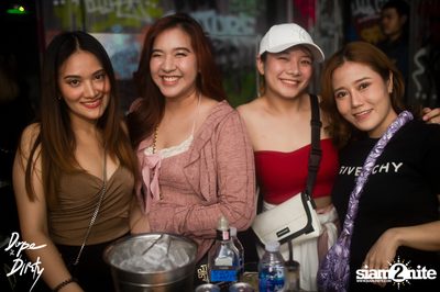 Jam ft. CHIN CHINAWUT / PAM ANSHISA at Dope & Dirty — photo 17