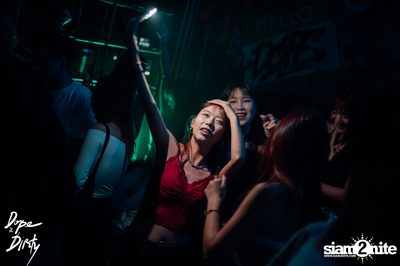 Jam ft. CHIN CHINAWUT / PAM ANSHISA at Dope & Dirty — photo 37