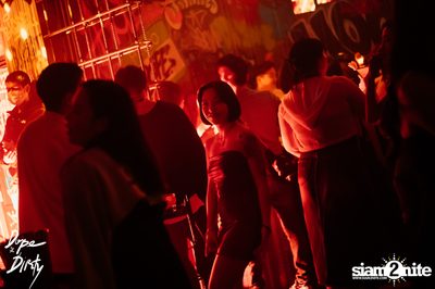 Jam ft. CHIN CHINAWUT / PAM ANSHISA at Dope & Dirty — photo 46