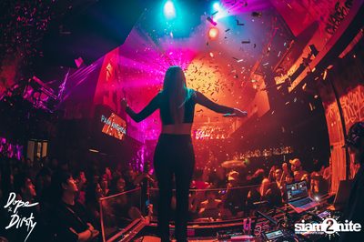Jam ft. CHIN CHINAWUT / PAM ANSHISA at Dope & Dirty — photo 57