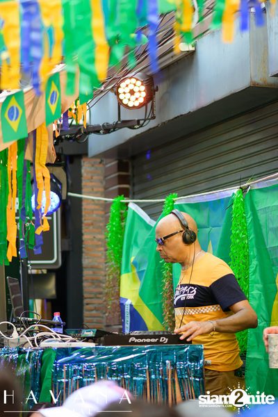 ภาพบรรยากาศงาน  Brazilian Street Carnival ที่ Havana Social — photo 27