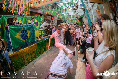 ภาพบรรยากาศงาน  Brazilian Street Carnival ที่ Havana Social — photo 112