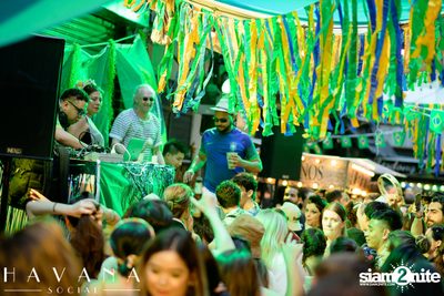 ภาพบรรยากาศงาน  Brazilian Street Carnival ที่ Havana Social — photo 131