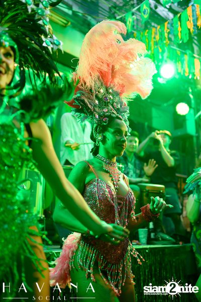 ภาพบรรยากาศงาน  Brazilian Street Carnival ที่ Havana Social — photo 144