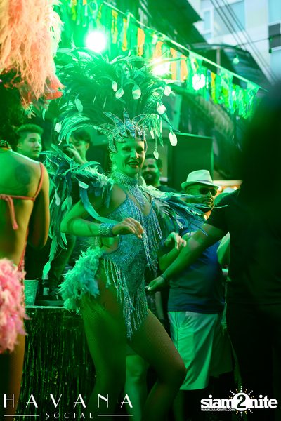 ภาพบรรยากาศงาน  Brazilian Street Carnival ที่ Havana Social — photo 145