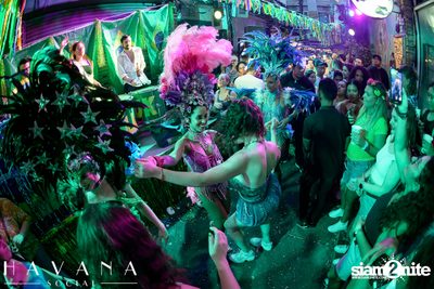 ภาพบรรยากาศงาน  Brazilian Street Carnival ที่ Havana Social — photo 157